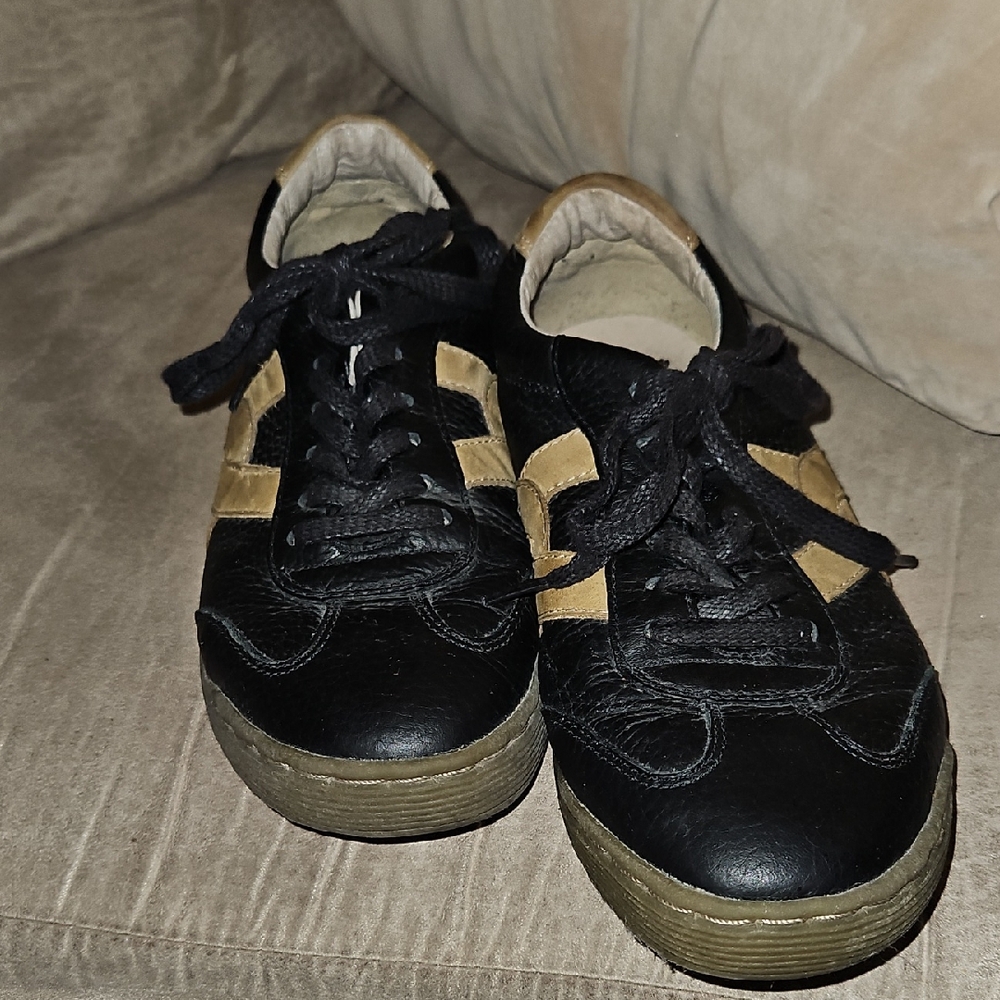 Dr. Martens Kids Shoes - Black and Tan